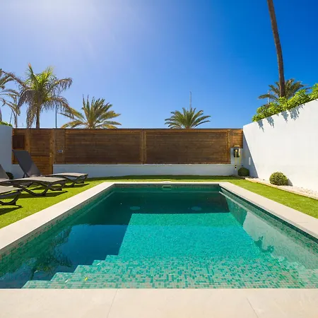 Pasito Blanco Villas 빌라 *